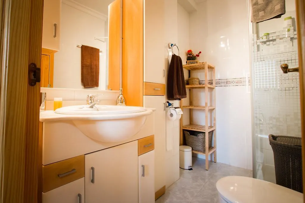 Holidays2Torremolinos Roquedal Apartman  Torremolinos